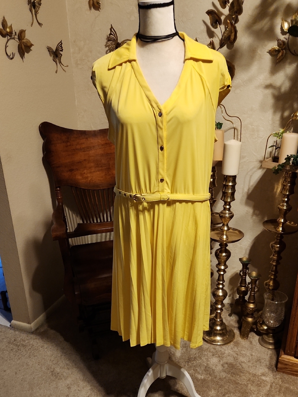 Sandra Darren Bright Yellow Button-Front Midi Dress with Belt